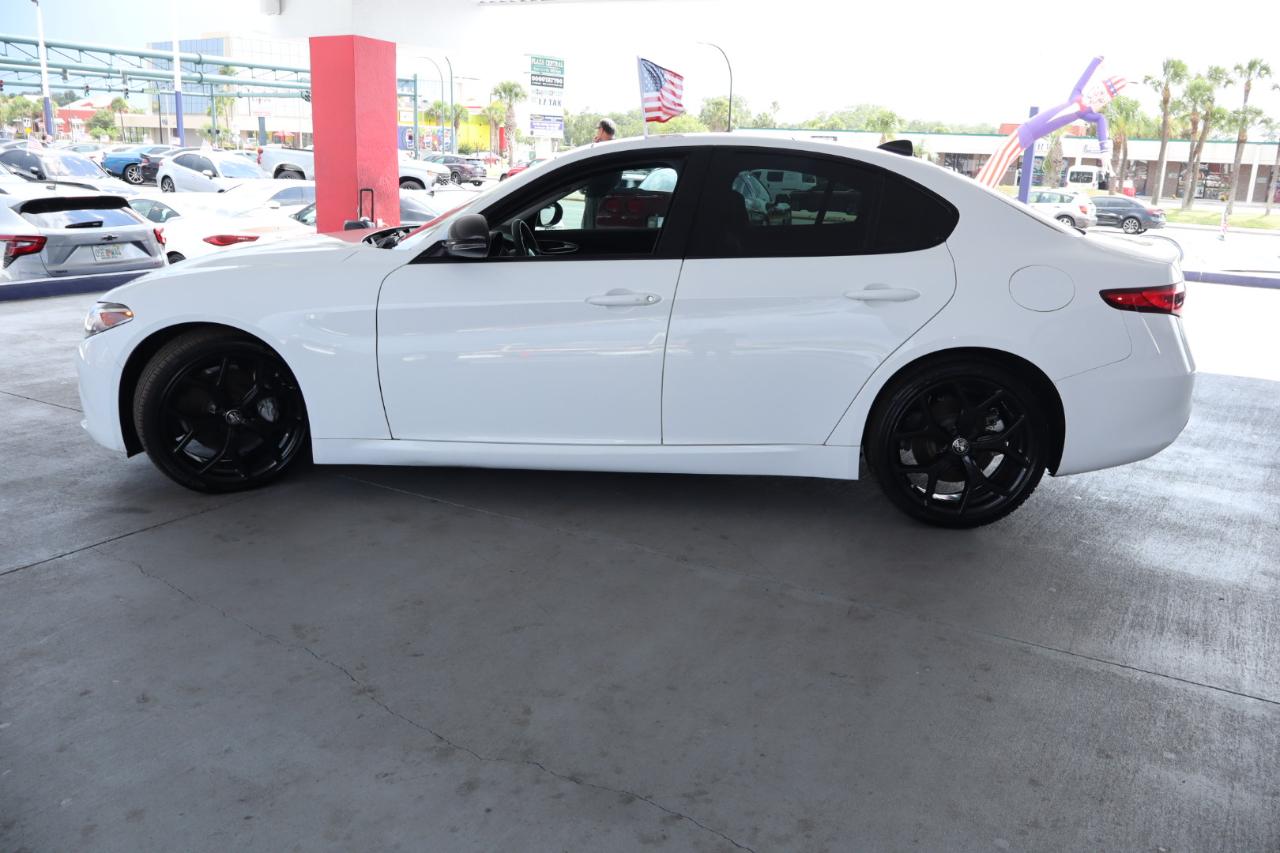 Alfa Romeo Giulia Ti RWD 2021