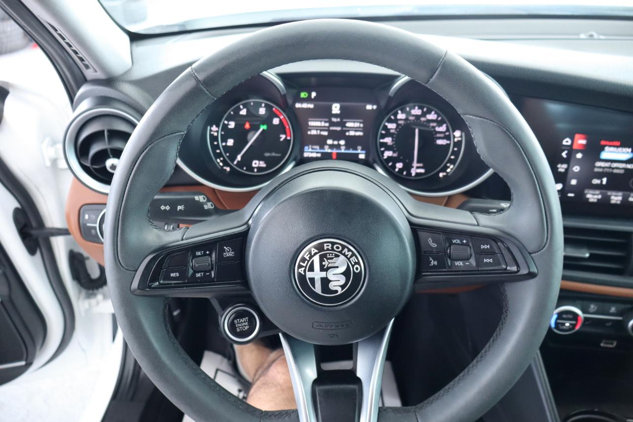 Alfa Romeo Giulia Ti RWD 2021