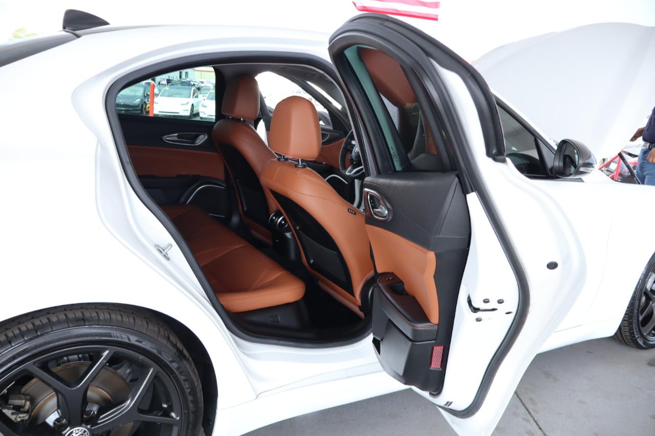 Alfa Romeo Giulia Ti RWD 2021