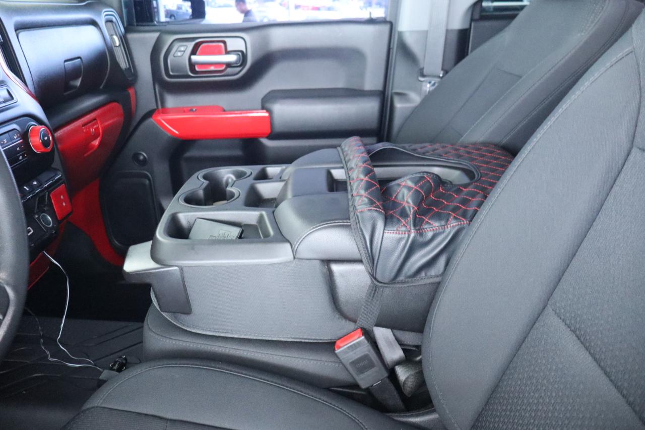 Chevrolet Silverado 1500 2WD Crew Cab 147" Custom 2020