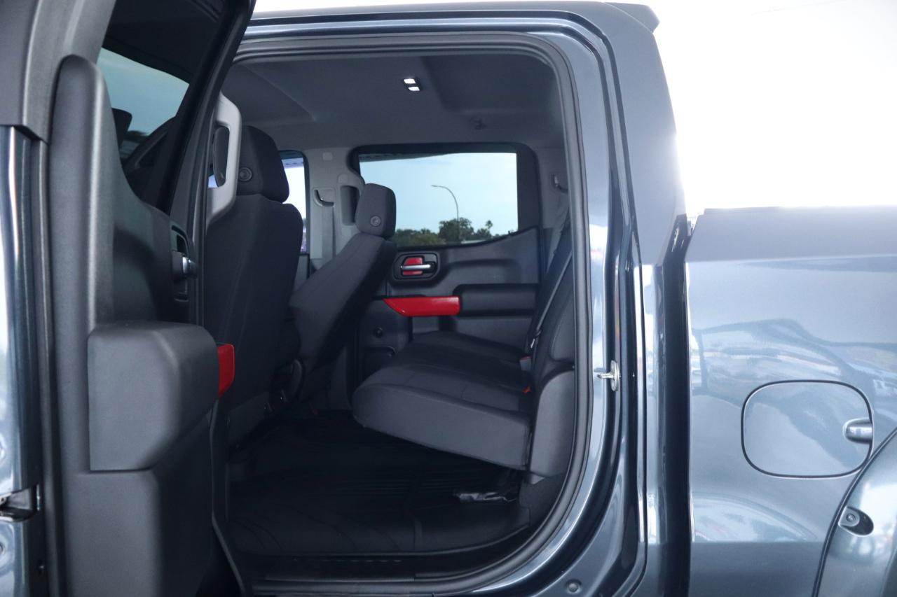 Chevrolet Silverado 1500 2WD Crew Cab 147" Custom 2020