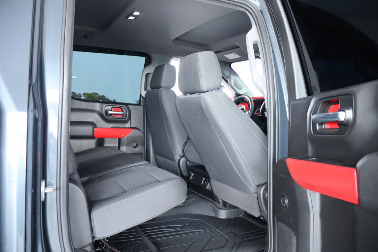 Chevrolet Silverado 1500 2WD Crew Cab 147" Custom 2020