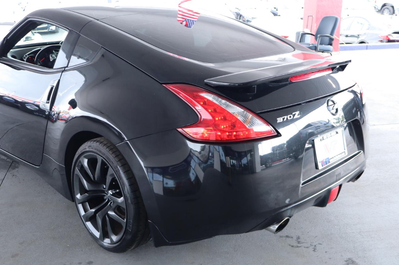 Nissan 370Z Coupe Manual 2017