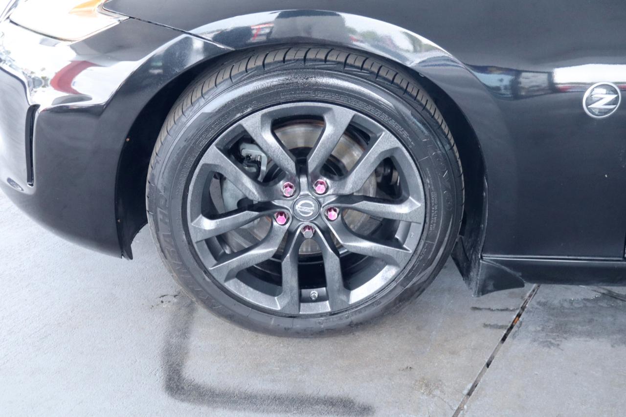 Nissan 370Z Coupe Manual 2017