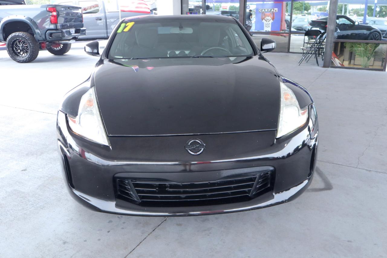 Nissan 370Z Coupe Manual 2017