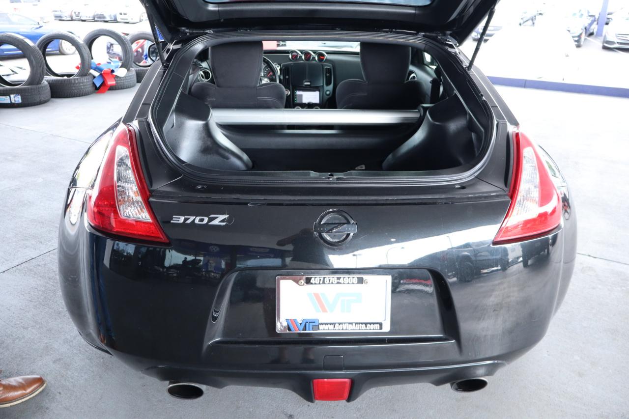 Nissan 370Z Coupe Manual 2017