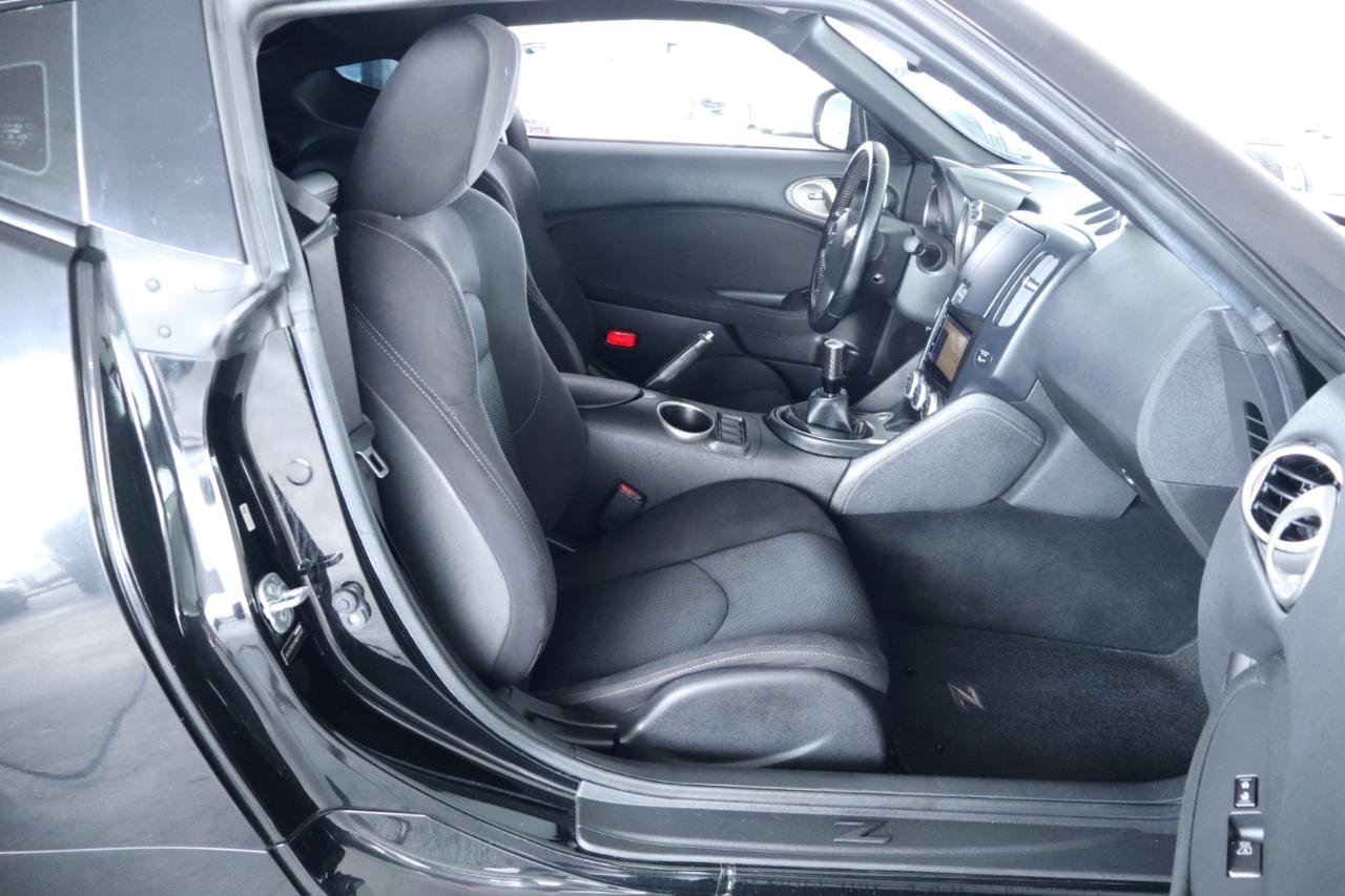 Nissan 370Z Coupe Manual 2017