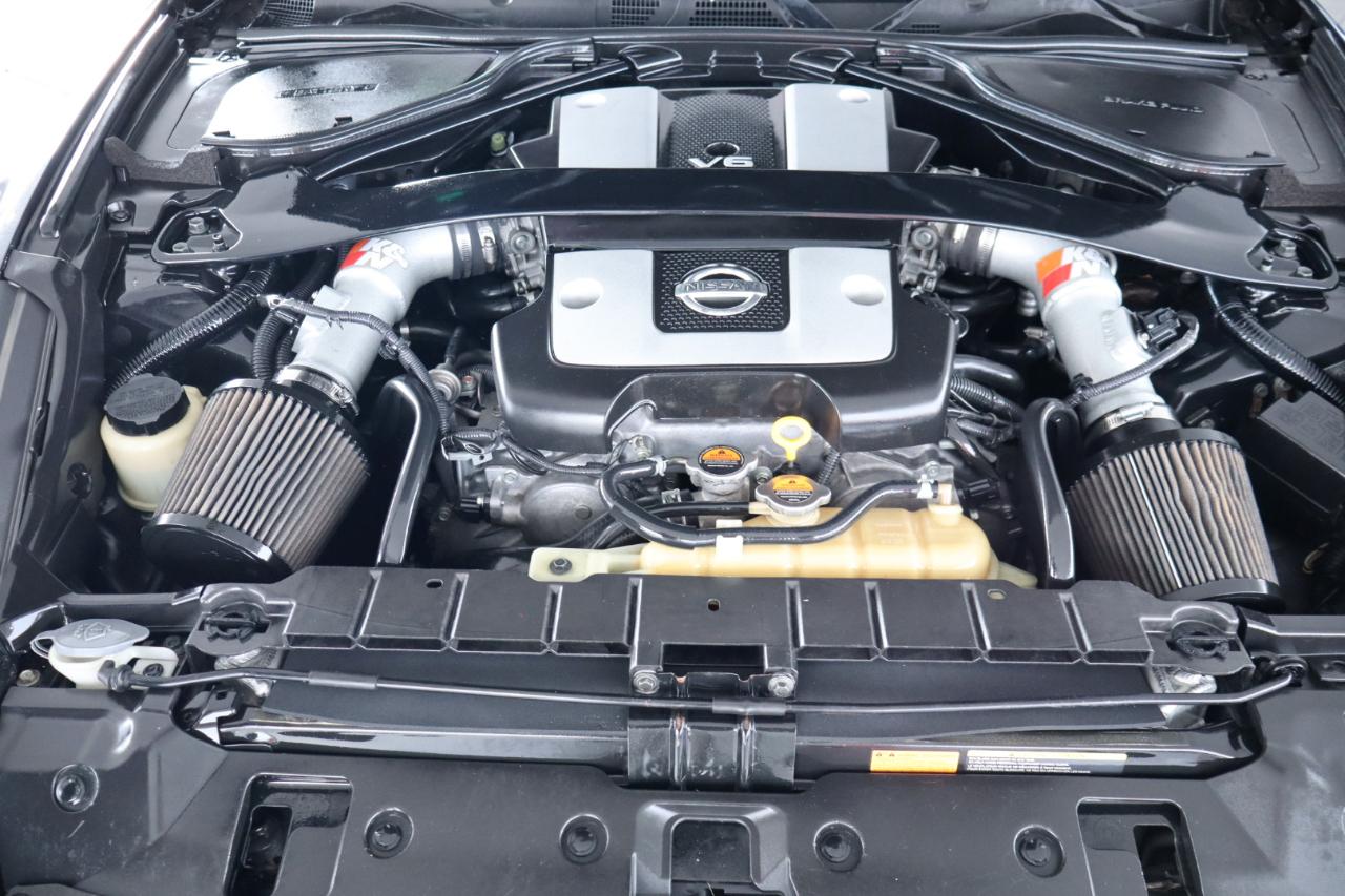 Nissan 370Z Coupe Manual 2017