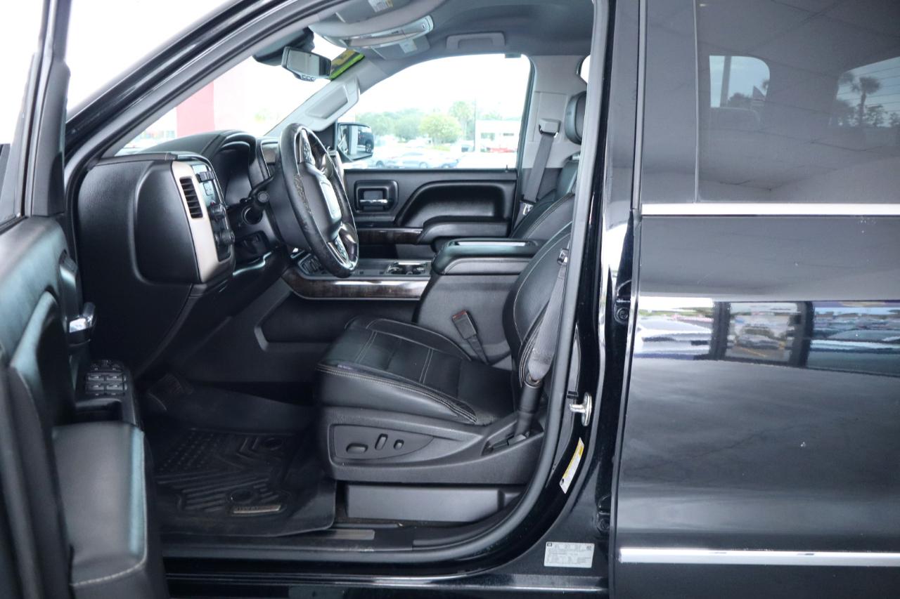 GMC Sierra 1500 4WD Crew Cab 143.5" Denali 2015
