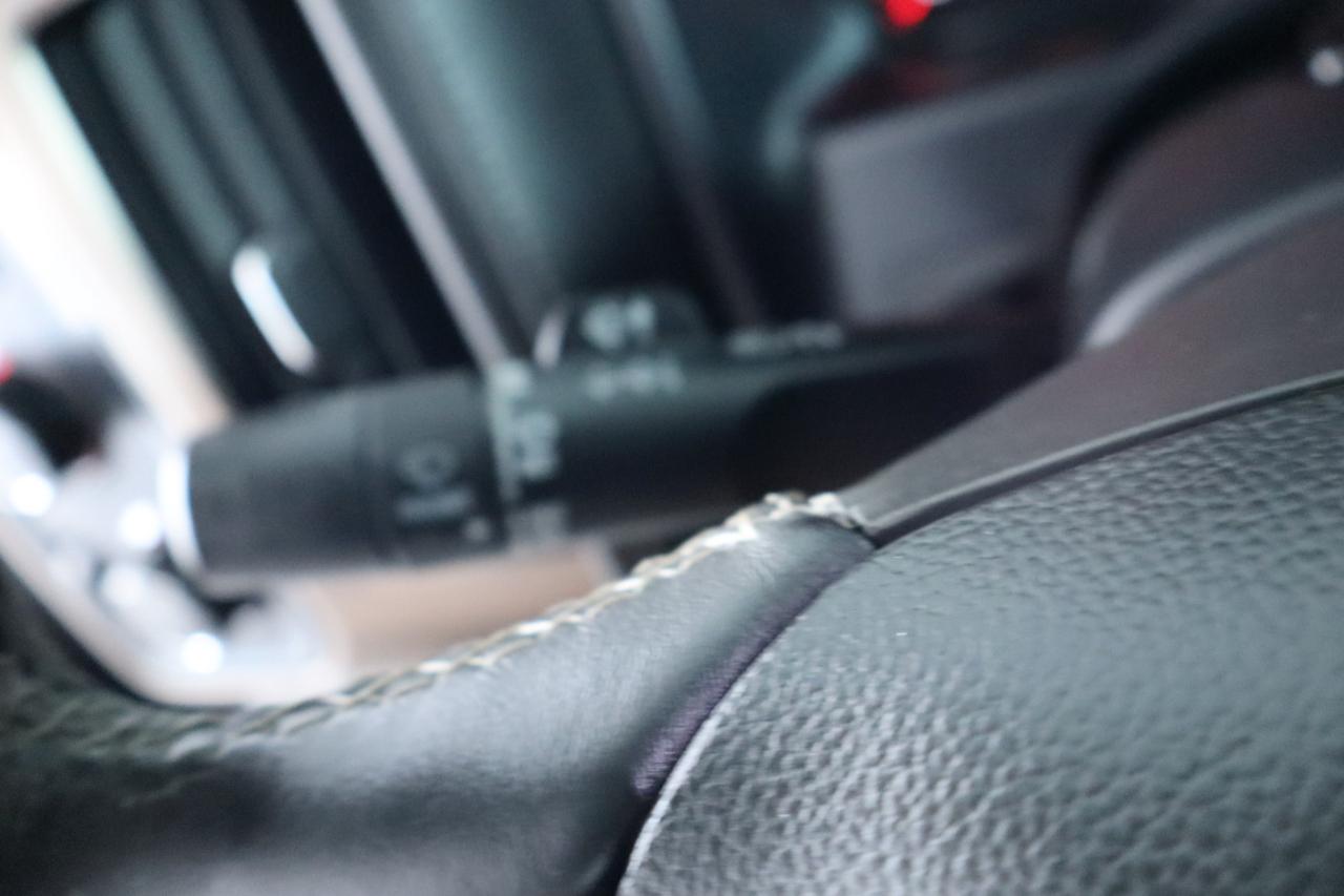 GMC Sierra 1500 4WD Crew Cab 143.5" Denali 2015