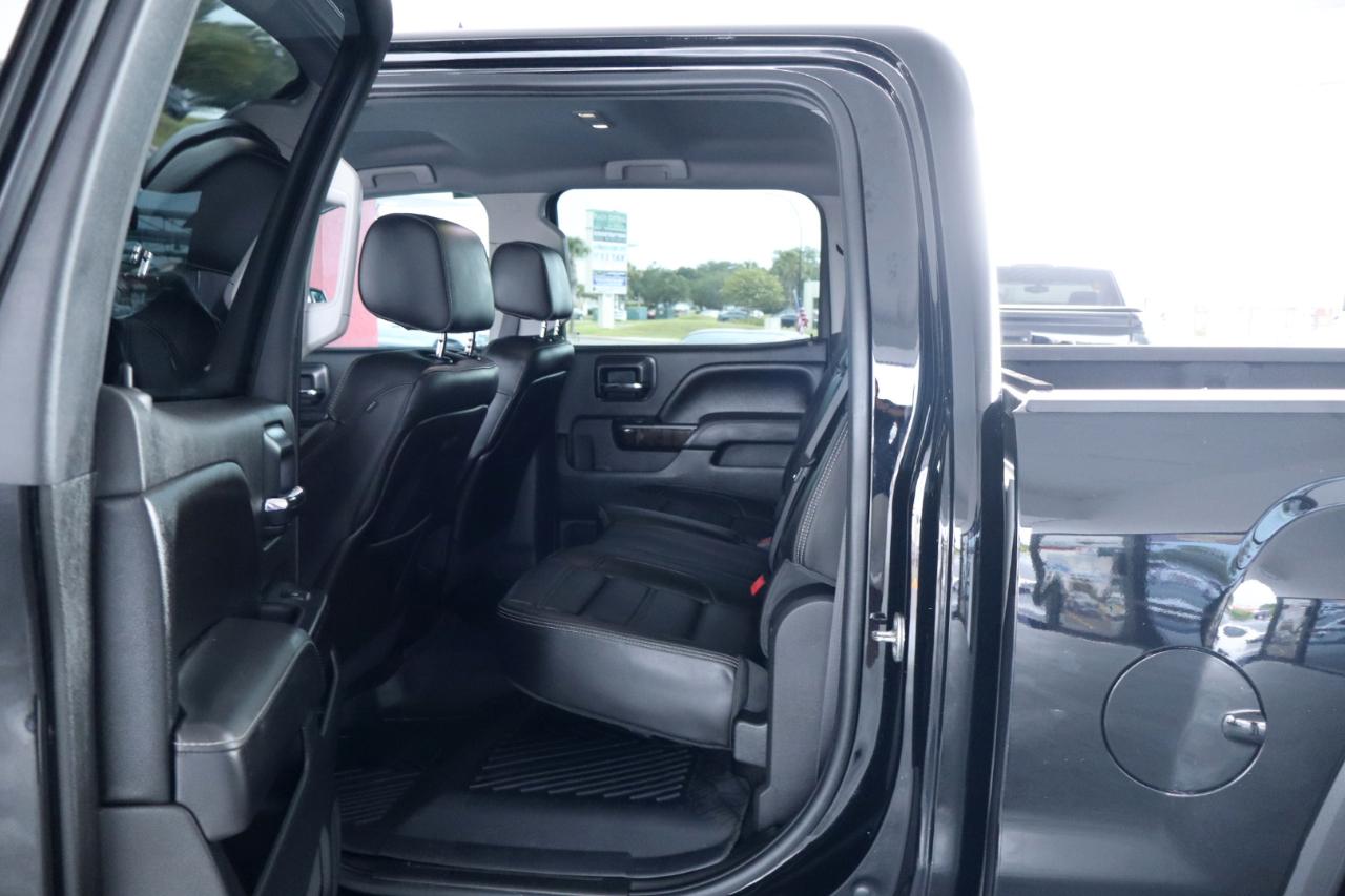 GMC Sierra 1500 4WD Crew Cab 143.5" Denali 2015