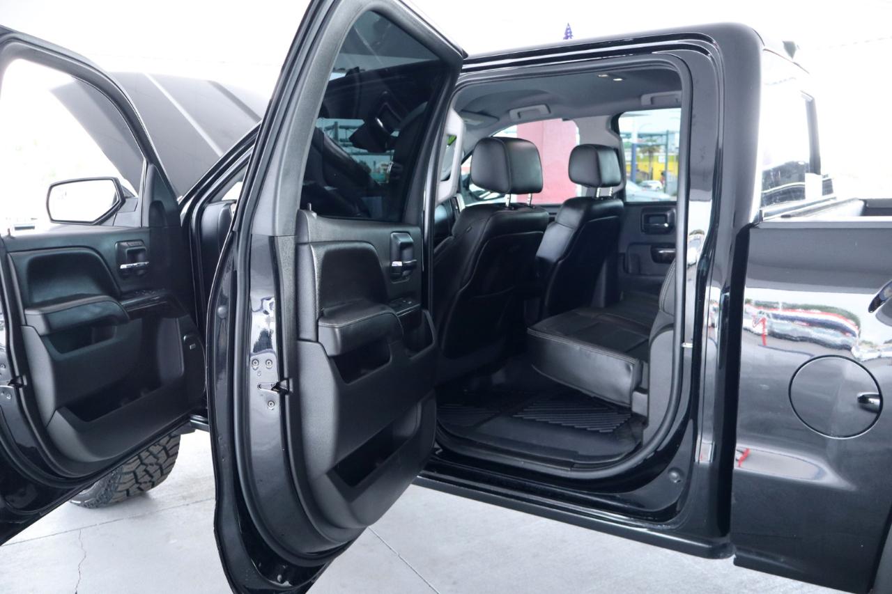 GMC Sierra 1500 4WD Crew Cab 143.5" Denali 2015