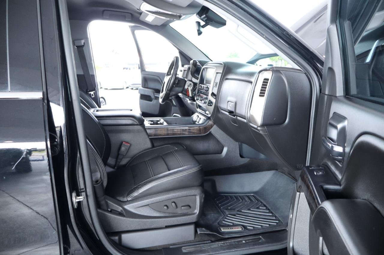 GMC Sierra 1500 4WD Crew Cab 143.5" Denali 2015