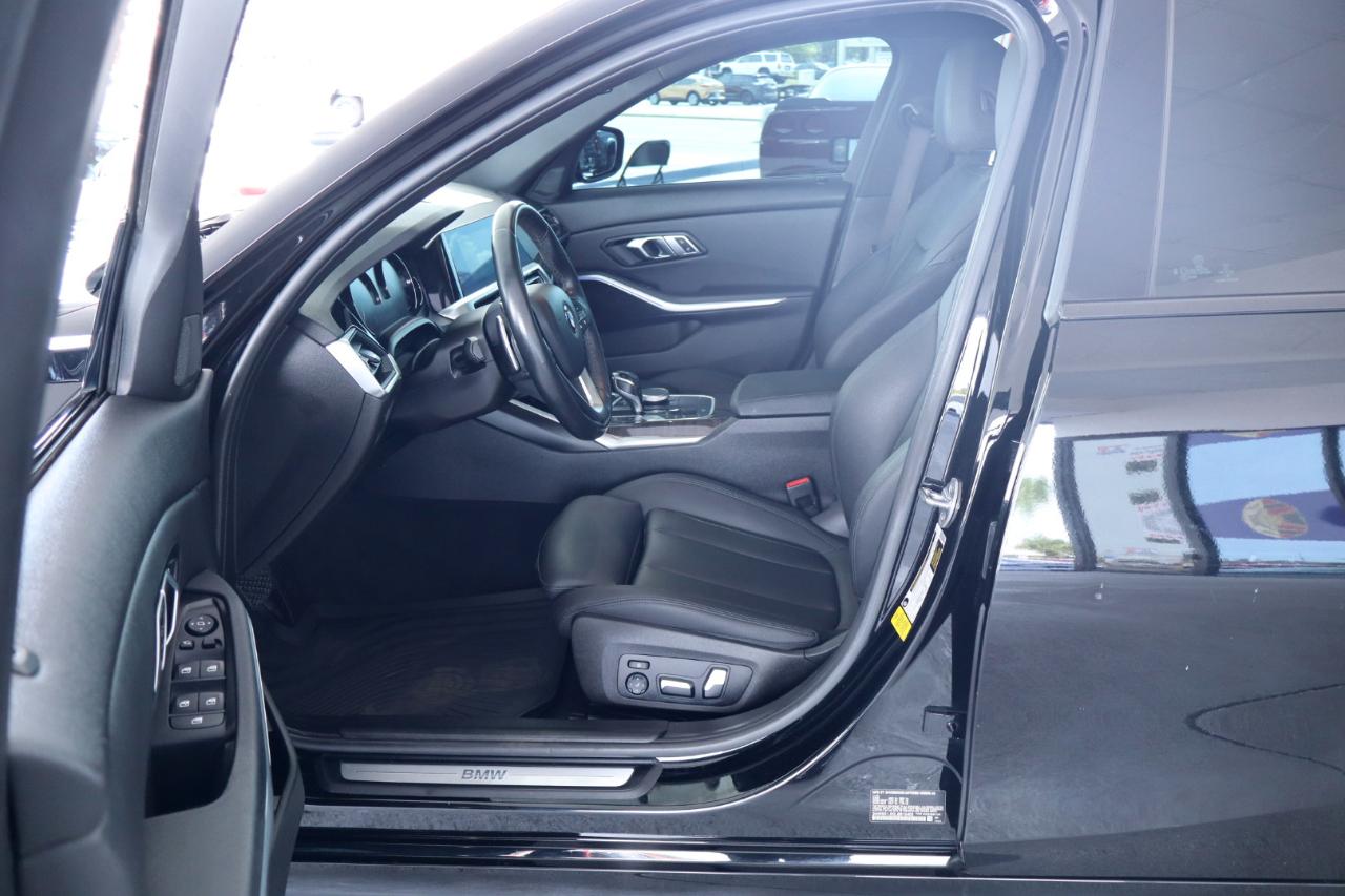 BMW 3 Series 330i Sedan North America 2020