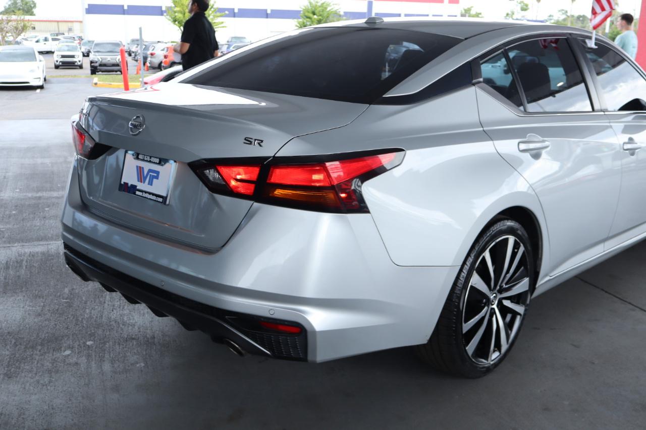 Nissan Altima 2.5 SR Sedan 2021