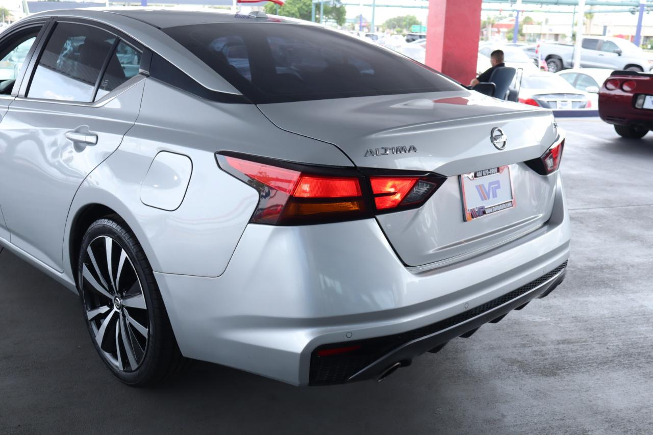 Nissan Altima 2.5 SR Sedan 2021