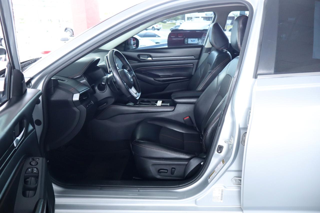 Nissan Altima 2.5 SR Sedan 2021