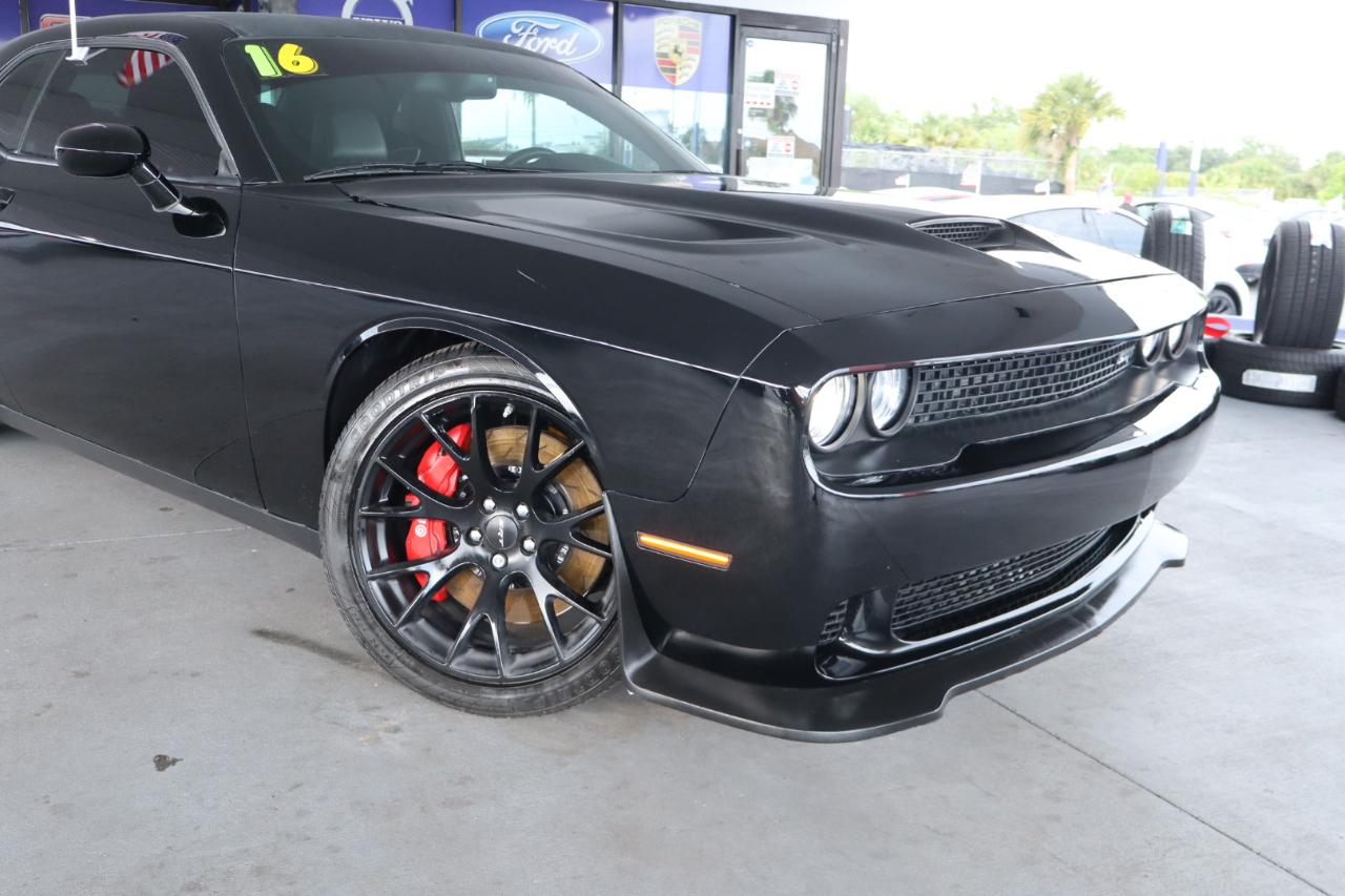 Dodge Challenger 2dr Cpe SRT Hellcat 2016
