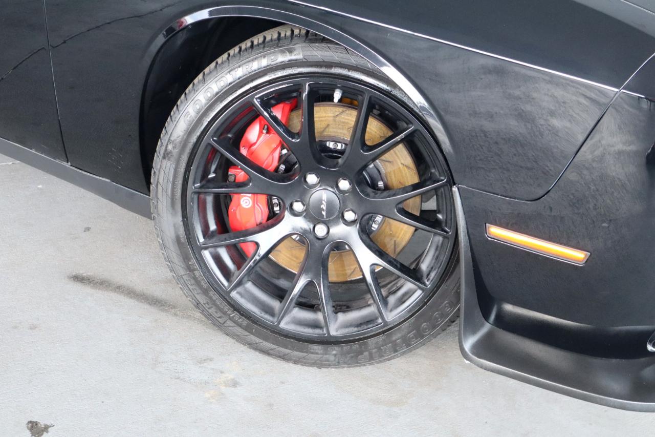 Dodge Challenger 2dr Cpe SRT Hellcat 2016