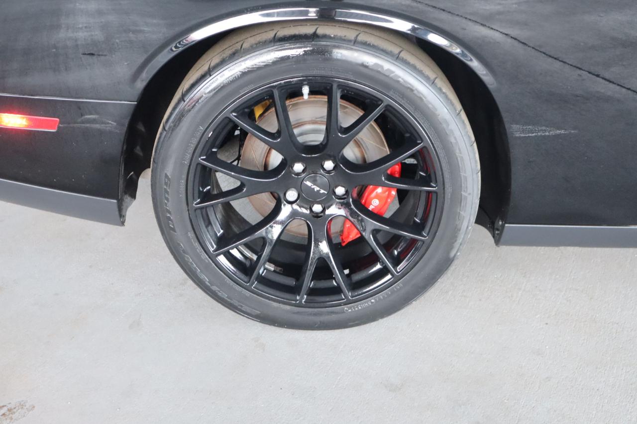 Dodge Challenger 2dr Cpe SRT Hellcat 2016