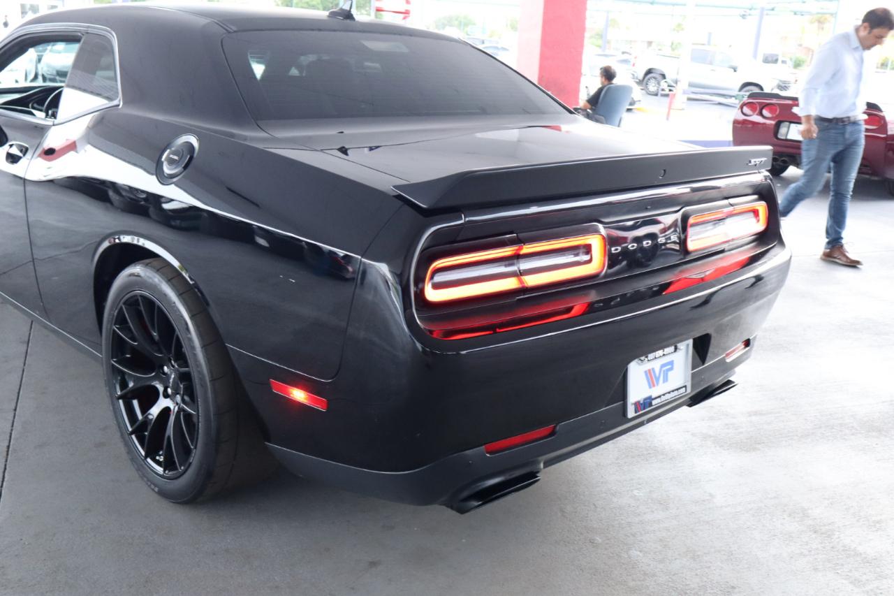 Dodge Challenger 2dr Cpe SRT Hellcat 2016