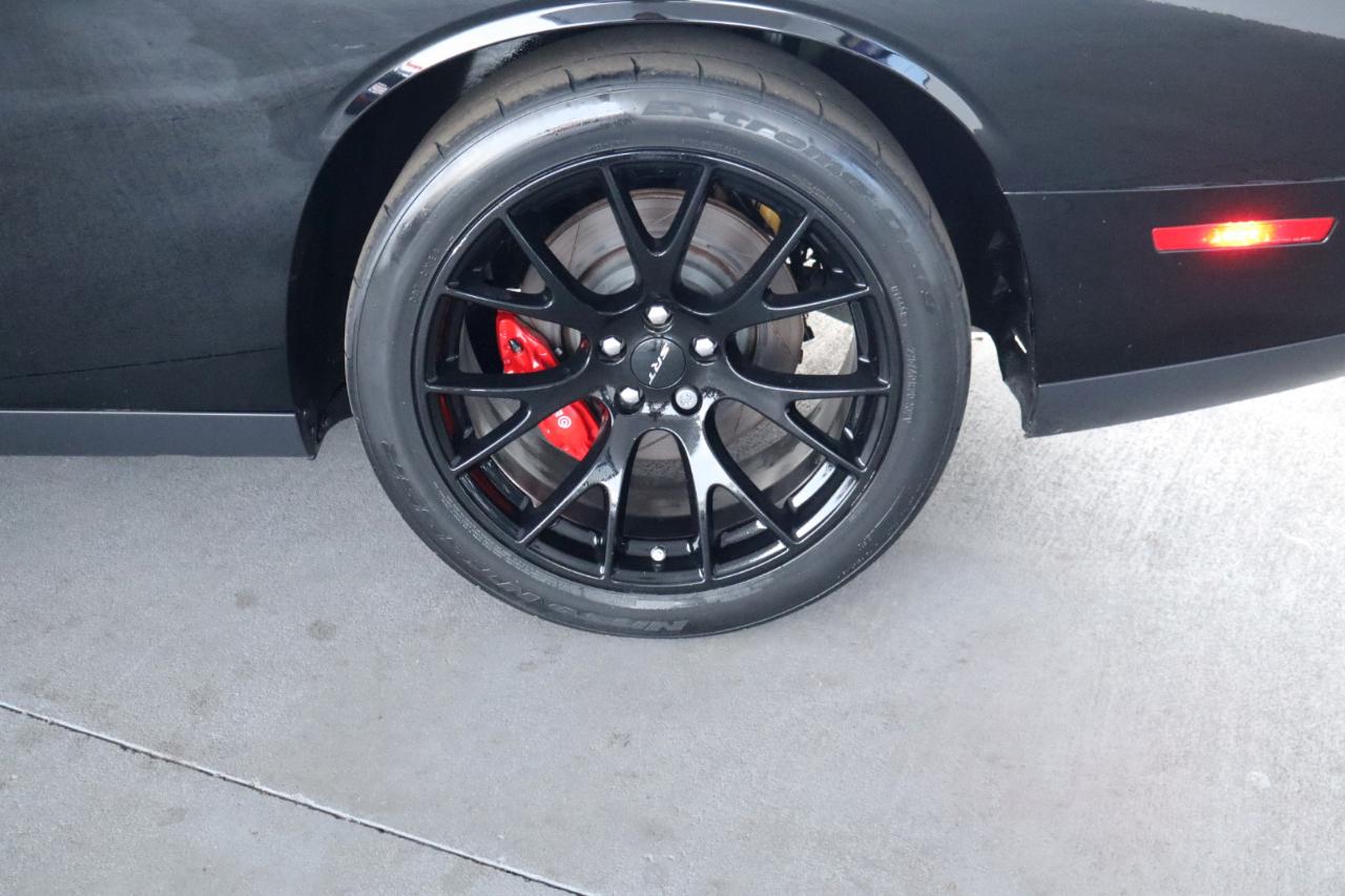 Dodge Challenger 2dr Cpe SRT Hellcat 2016