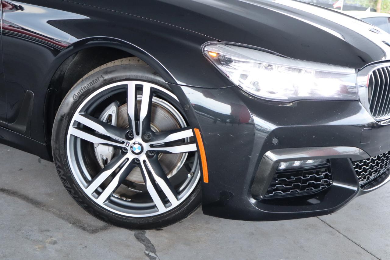 BMW 7 Series 740i Sedan 2019