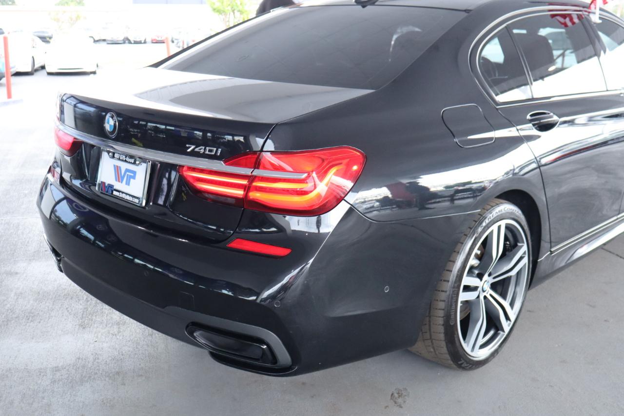 BMW 7 Series 740i Sedan 2019