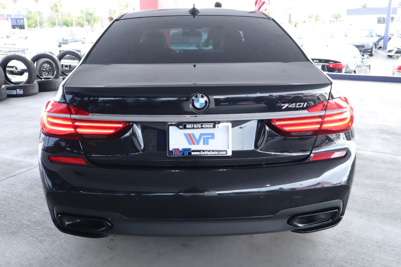 BMW 7 Series 740i Sedan 2019