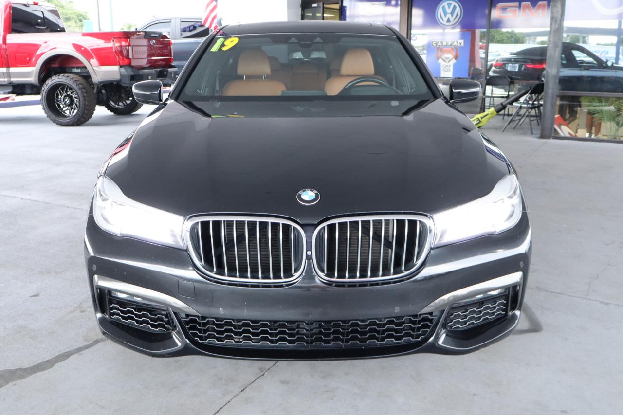 BMW 7 Series 740i Sedan 2019
