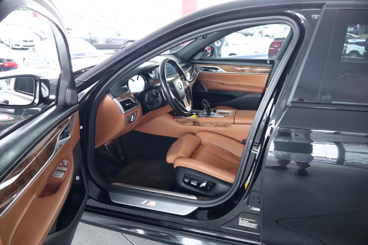 BMW 7 Series 740i Sedan 2019