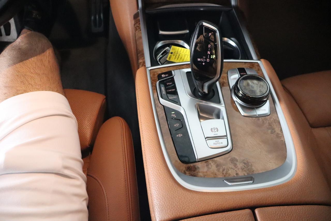 BMW 7 Series 740i Sedan 2019