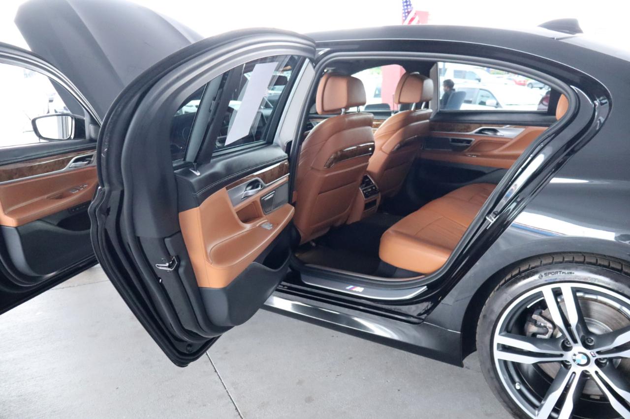 BMW 7 Series 740i Sedan 2019