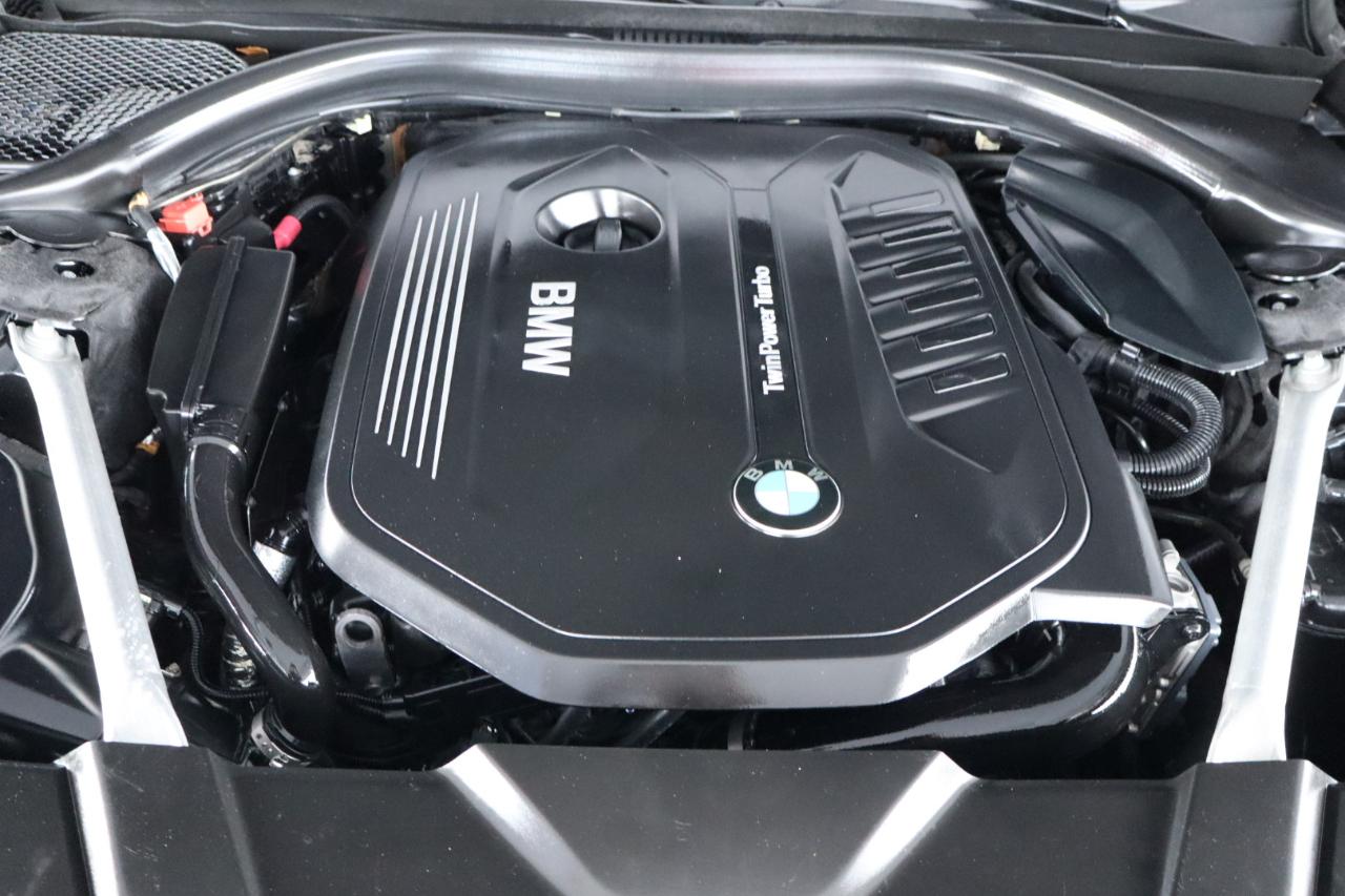 BMW 7 Series 740i Sedan 2019