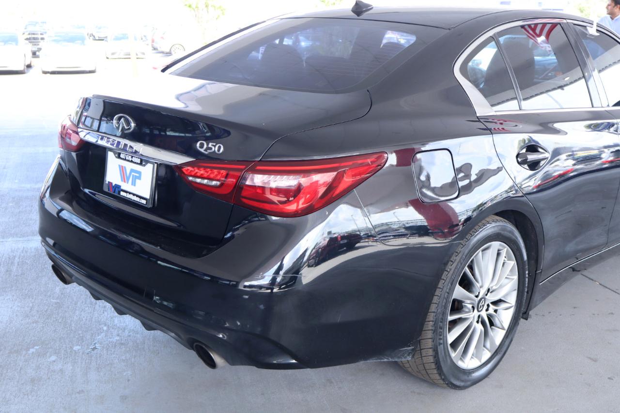 Infiniti Q50 3.0t LUXE RWD 2018