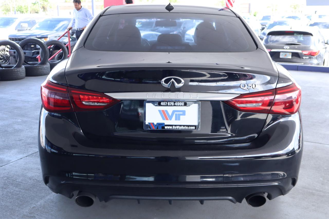 Infiniti Q50 3.0t LUXE RWD 2018