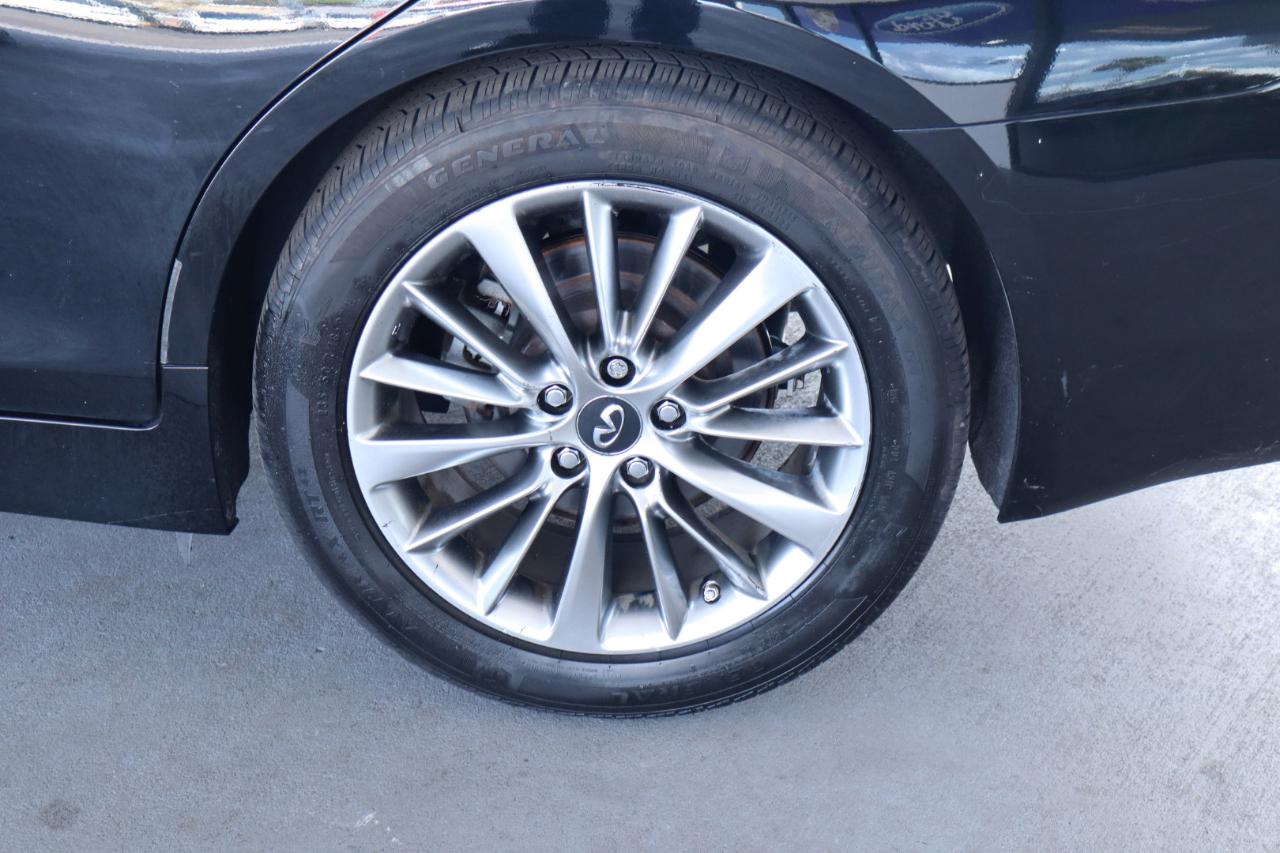 Infiniti Q50 3.0t LUXE RWD 2018