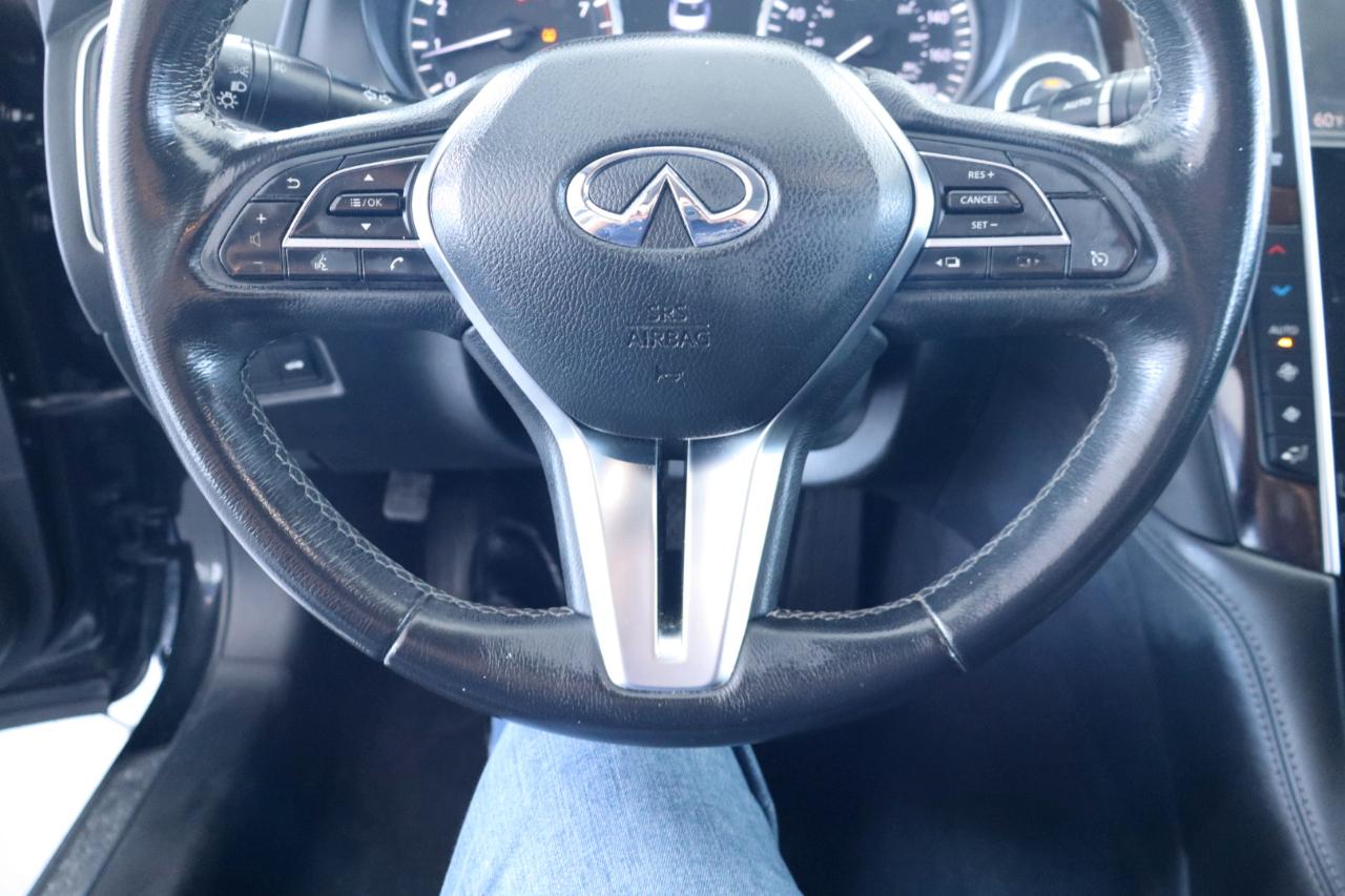 Infiniti Q50 3.0t LUXE RWD 2018