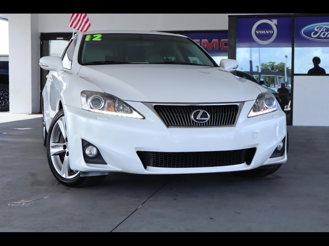 Lexus IS 350 4dr Sdn RWD 2012