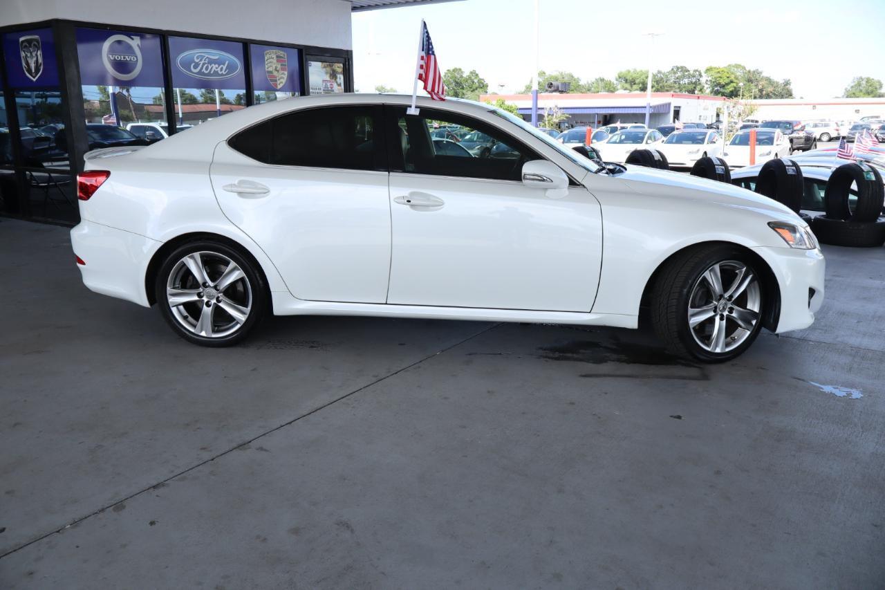 Lexus IS 350 4dr Sdn RWD 2012