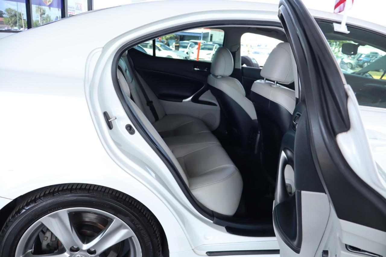 Lexus IS 350 4dr Sdn RWD 2012