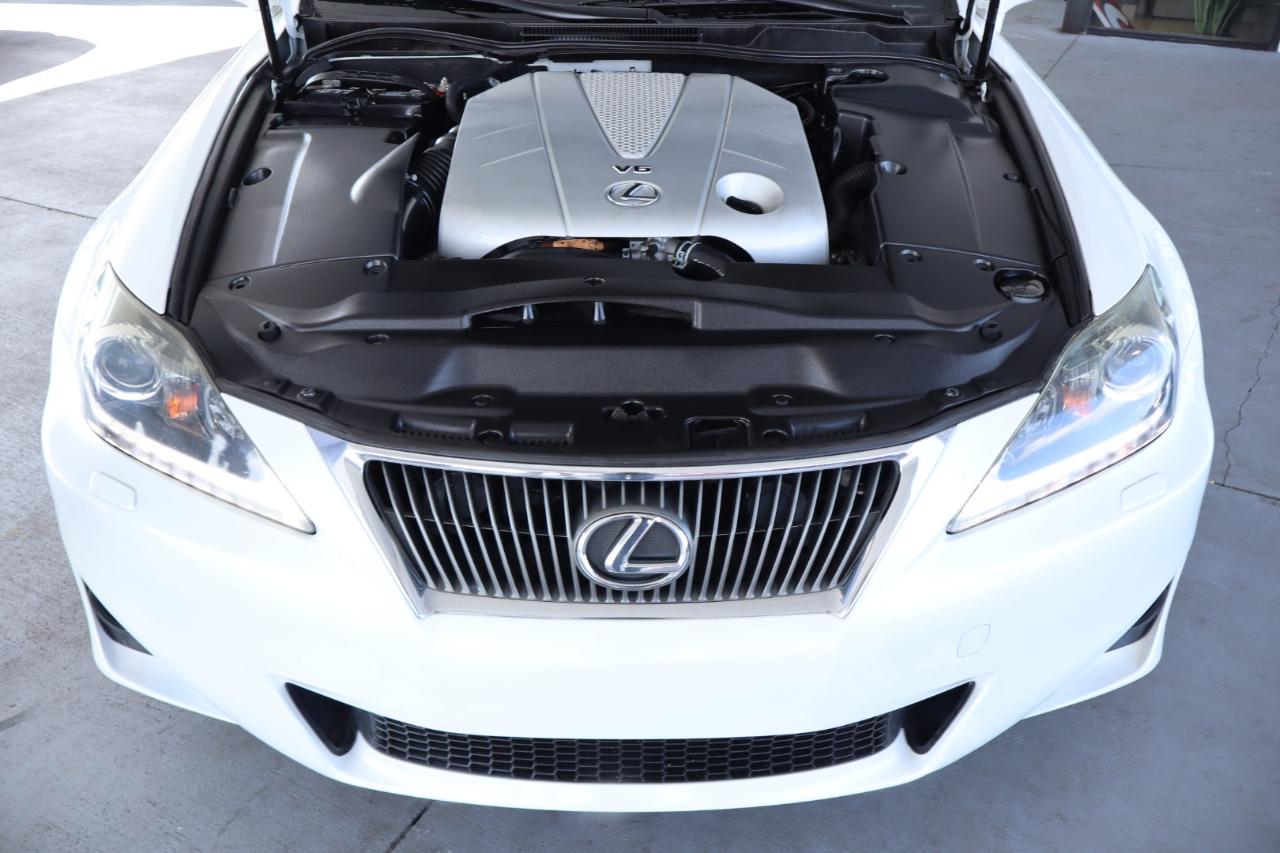 Lexus IS 350 4dr Sdn RWD 2012
