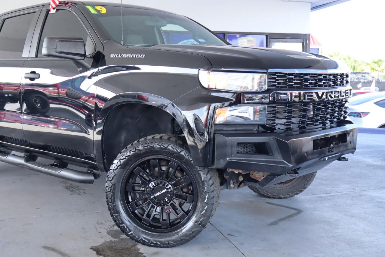 Chevrolet Silverado 1500 4WD Crew Cab 147" Custom 2019