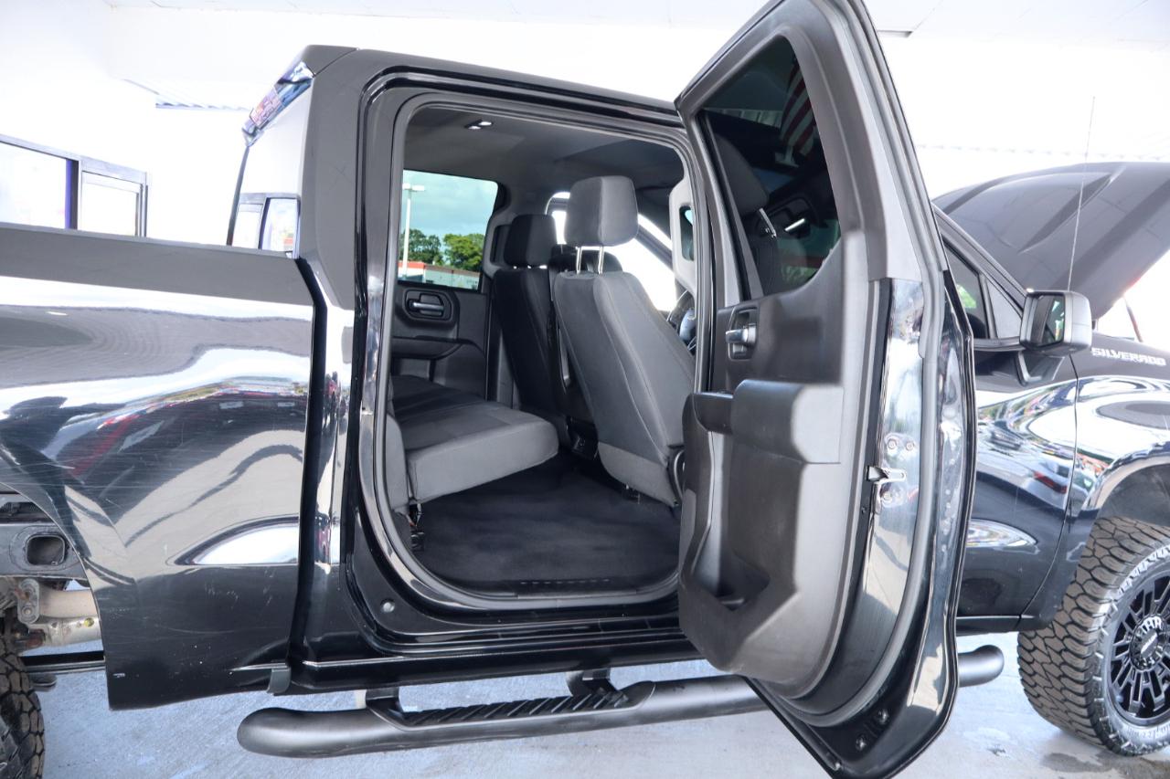 Chevrolet Silverado 1500 4WD Crew Cab 147" Custom 2019