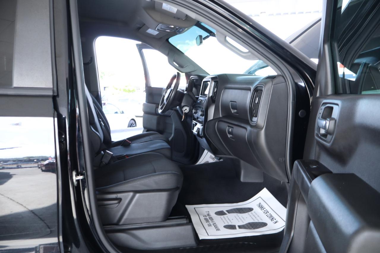 Chevrolet Silverado 1500 4WD Crew Cab 147" Custom 2019
