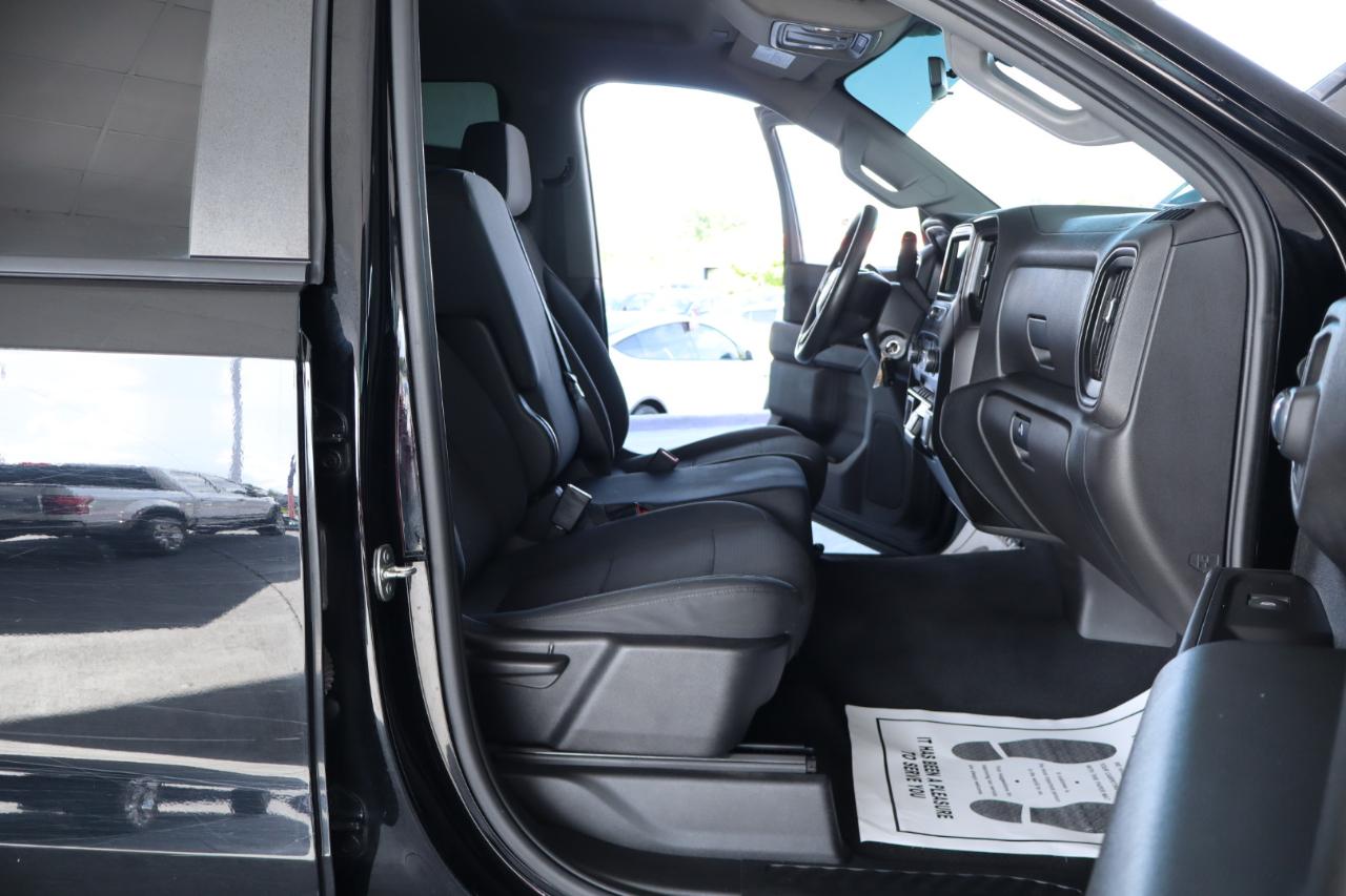 Chevrolet Silverado 1500 4WD Crew Cab 147" Custom 2019