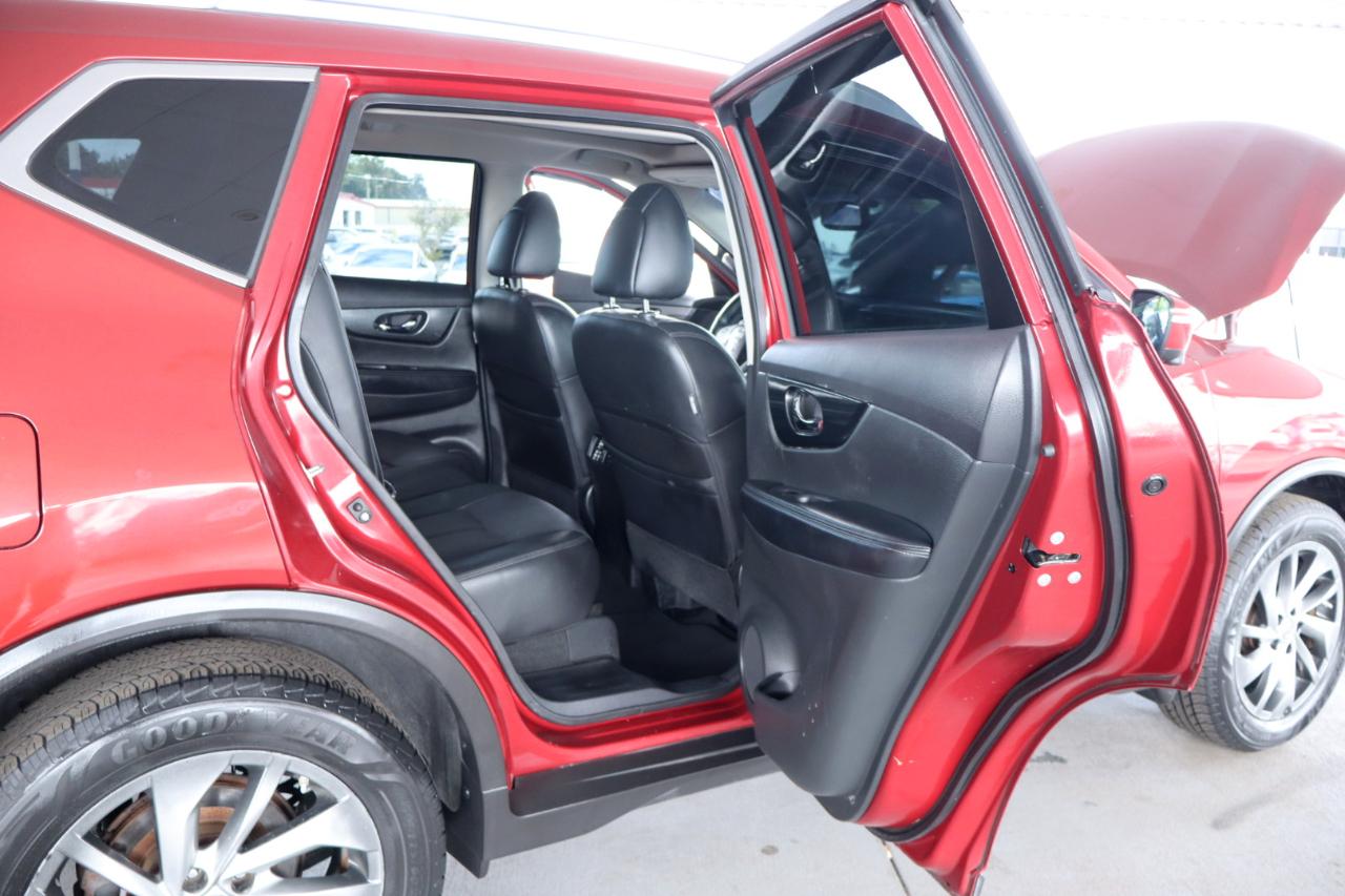Nissan Rogue FWD 4dr S 2015