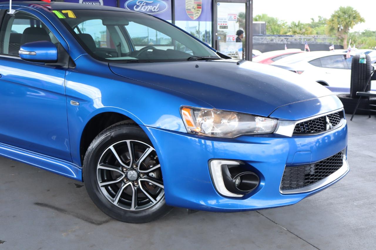Mitsubishi Lancer ES 2.0 FWD CVT 2017