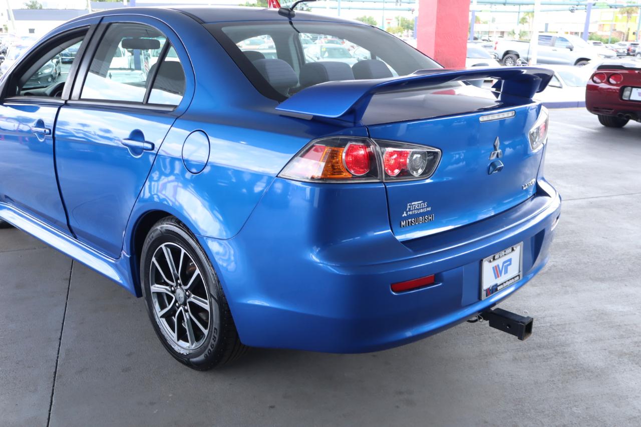 Mitsubishi Lancer ES 2.0 FWD CVT 2017