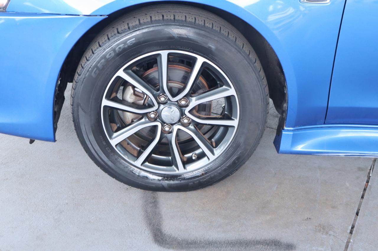 Mitsubishi Lancer ES 2.0 FWD CVT 2017
